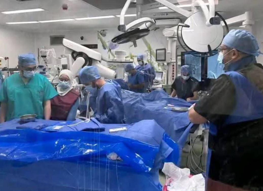 مدير طوارئ قصر العيني عن استئصال جهاز منظم لضربات القلب دون تدخل جراحي: إنجاز طبي غير مسبوق
