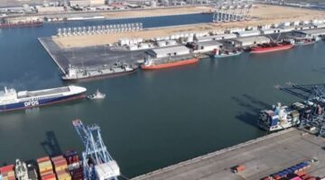 ميناء دمياط يستقبل 202 رأس ماشية.. وحركة الصادر من البضائع العامة 43 ألفا و288 طنا