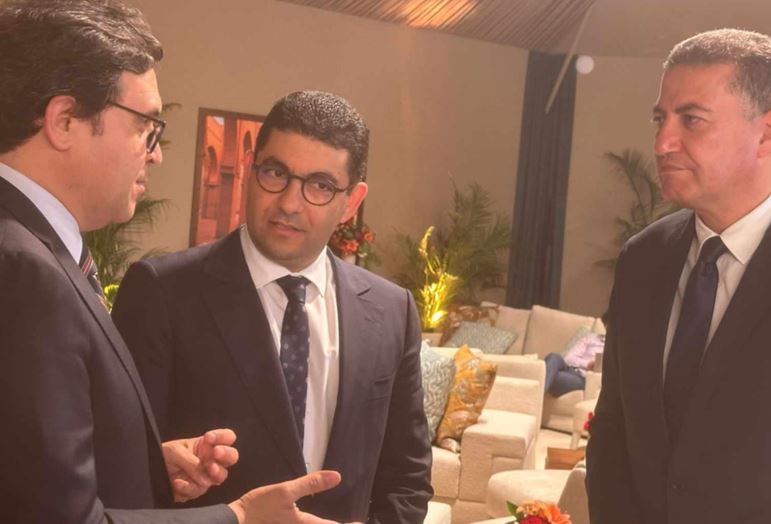 وزير الثقافة يلتقي نظيره المغربي في الرباط لبحث تعزيز التعاون في مجالات النشر والترجمة وحفظ وتوثيق التراث