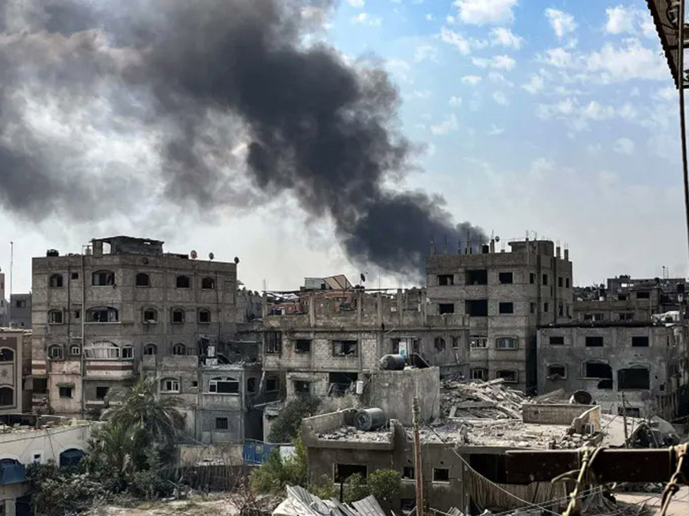 14 شهيدًا في قصف الاحتلال عدة مناطق بقطاع غزة 14 شهيدًا في قصف الاحتلال عدة مناطق بقطاع غزة