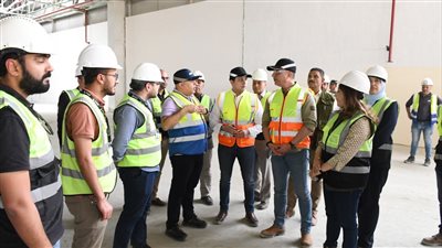 محافظ الفيوم يلتقي ووفد شركة يازاكي ويتفقدون الأعمال الانشائية لمصنع الضفائر الكهربائية للسيارات محافظ الفيوم يلتقي ووفد شركة يازاكي ويتفقدون الأعمال الانشائية لمصنع الضفائر الكهربائية للسيارات