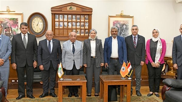 لتدريب أعضائها وطلاب الهندسة.. بروتوكول تعاون بين نقابة المهندسين و"المقاولون العرب" لتدريب أعضائها وطلاب الهندسة.. بروتوكول تعاون بين نقابة المهندسين و"المقاولون العرب"