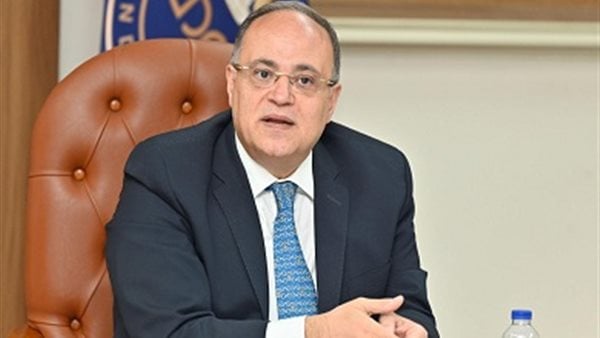 رئيس هيئة الدواء: 40% من طاقتنا الإنتاجية مهدرة.. ونطمح لدخول قائمة الكبار بحلول 2030