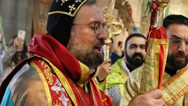 مظاهر الاحتفال بأحد الشعانين في كنيسة القيامة مظاهر الاحتفال بأحد الشعانين في كنيسة القيامة