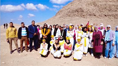 زيارة علمية واثرية لهرم هوارة وهرم اللاهون لطالبات مدرسة المحمدية بنات زيارة علمية واثرية لهرم هوارة وهرم اللاهون لطالبات مدرسة المحمدية بنات