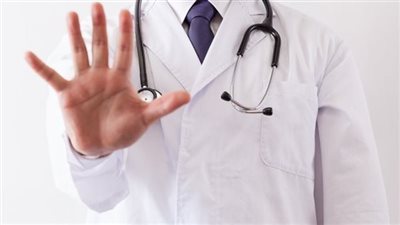 برلماني: اجتماعات مستمرة لمنع هجرة الأطباء