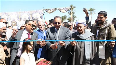استثمارات 90 ملبون جنيه.. محافظ قنا يفتتح محطتي صرف صحي "الهجان" و"الشيخ حسين" استثمارات 90 ملبون جنيه.. محافظ قنا يفتتح محطتي صرف صحي "الهجان" و"الشيخ حسين"