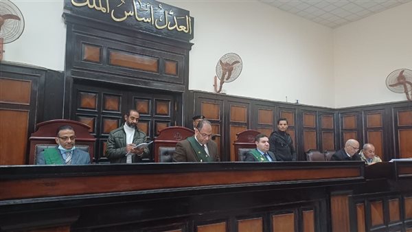 تأجيل محاكمة متهم بقتل فتاة مشردة بسبب المخدرات في الأميرية