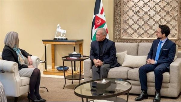 ملك الأردن يبحث مع سيناتور أمريكية جهود وقف الإبادة الإسرائيلية في غزة