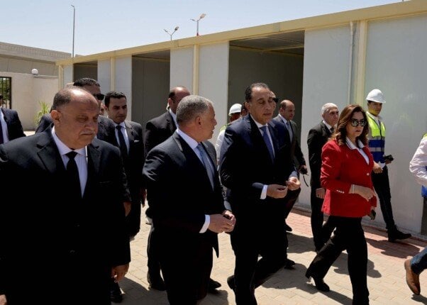 رئيس الوزراء يتفقد أعمال إنشاء السوق الحضرية المُجمعة بحي أول مدينة الإسماعيلية