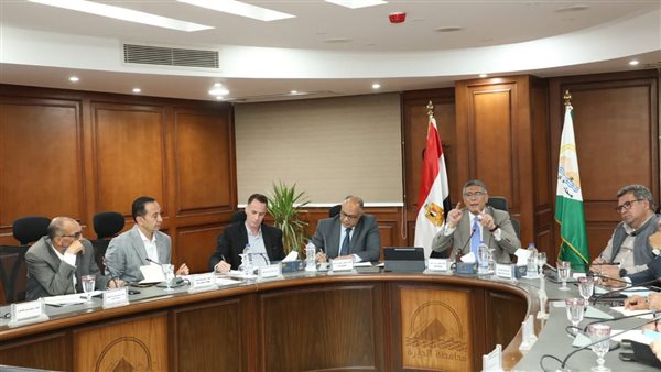 محافظ الجيزة: رفع حالة الاستعداد لاستقبال احتفالات شم النسيم والقيامة المجيد