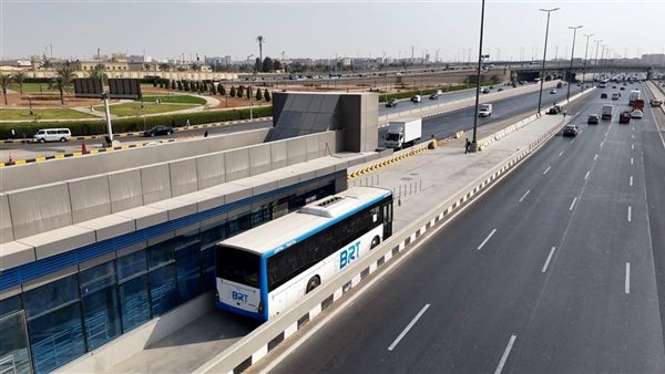 النقل تبدأ تجارب تدريب سائقي اتوبيسات مشروع الأتوبيس الترددي BRT على مسار المرحلة الأولى النقل تبدأ تجارب تدريب سائقي اتوبيسات مشروع الأتوبيس الترددي BRT على مسار المرحلة الأولى