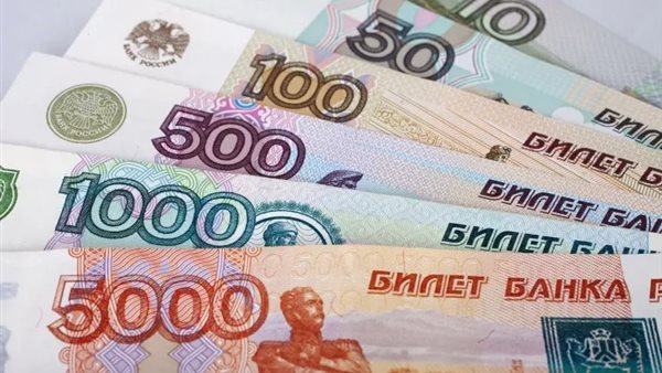 الروبل الروسي يتفوق أمام الدولار بأفضل أداء منذ بداية 2025 الروبل الروسي يتفوق أمام الدولار بأفضل أداء منذ بداية 2025