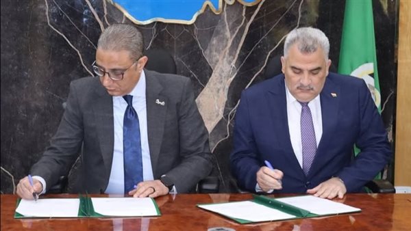 توقيع بروتوكول تعاون لتنمية بحيرة قارون وتعزيز الاستثمار البيئي بمحافظة الفيوم