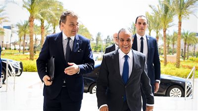 وزير الخارجية: مصر تواجه تحديات اقتصادية جراء استضافتها أعداد كبيرة من اللاجئين