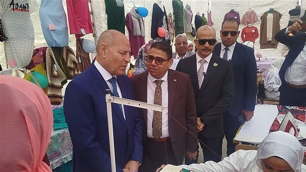 نائب محافظ القاهرة يفتتح معرض وورش التعليم الفني بمشاركة واسعة من مدارس العاصمة