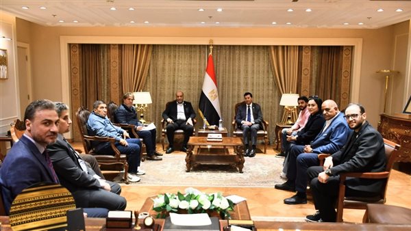وزير الشباب يلتقي عددًا من النواب لبحث الملفات المشتركة وتلبية المتطلبات الجماهيرية وزير الشباب يلتقي عددًا من النواب لبحث الملفات المشتركة وتلبية المتطلبات الجماهيرية