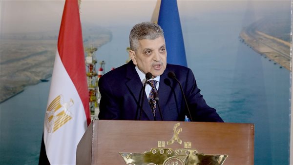 أسامة ربيع: تعويم سفينة إيفر جيفن قصة استثنائية سجلها التاريخ