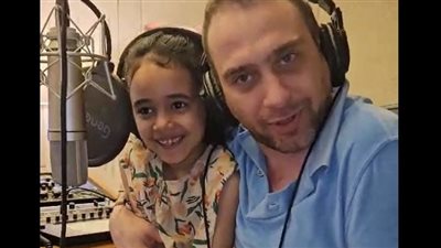 انتظروا الدويتو الجديد.. حسام حبيب يروج لعمل غنائي جديدة مع الطفلة فريدة انتظروا الدويتو الجديد.. حسام حبيب يروج لعمل غنائي جديدة مع الطفلة فريدة