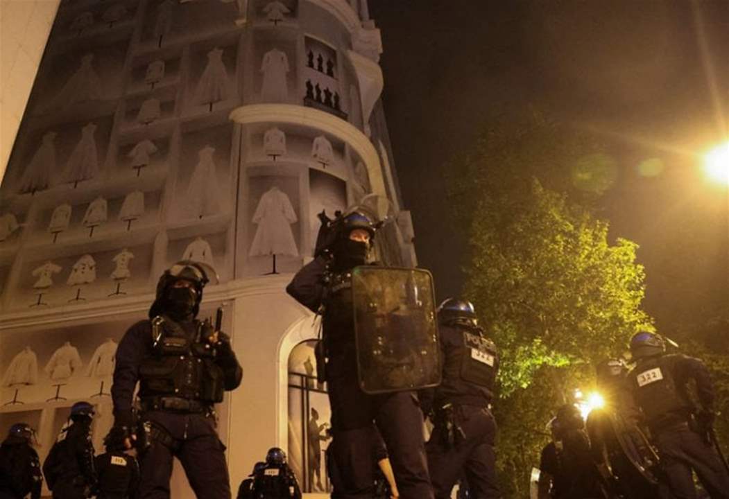 قنبلة تحت الجلسة؟ إنذار ورعب في محكمة باريس قنبلة تحت الجلسة؟ إنذار ورعب في محكمة باريس