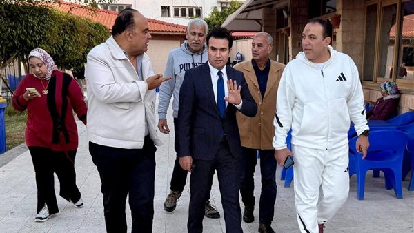وكيل شباب دمياط يتفقد نادي رأس البر ويبحث فرصه الاستثمارية .. صور