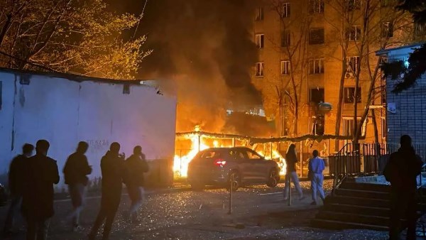 أوكرانيا .. هجوم روسي بالمسيّرات على دنيبرو يوقع عدة ضحايا أوكرانيا .. هجوم روسي بالمسيّرات على دنيبرو يوقع عدة ضحايا