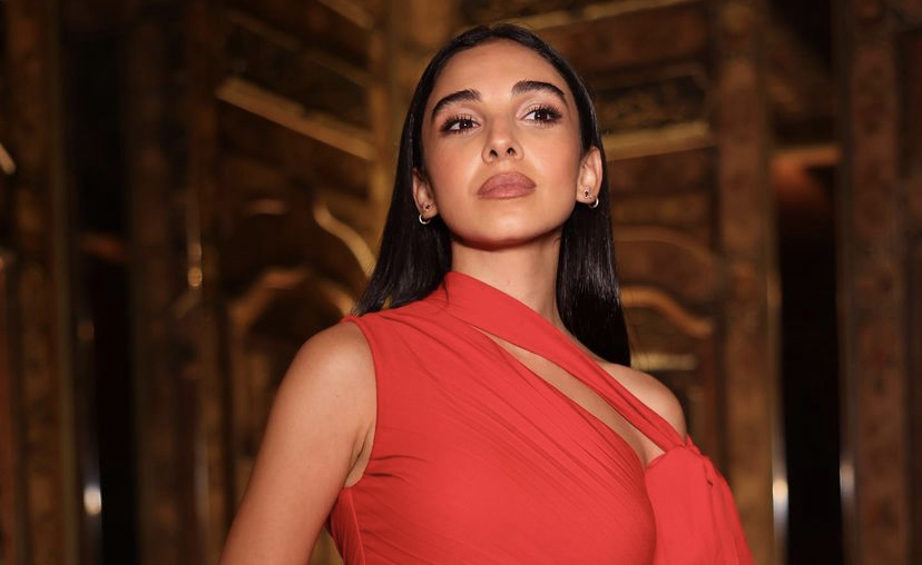 سلمى أبو ضيف مع ابنتها في أحدث ظهور