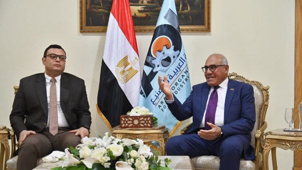 وزير الإسكان: عمل برنامج زمني أسبوعي لمتابعة المشروعات مع الشركات وزير الإسكان: عمل برنامج زمني أسبوعي لمتابعة المشروعات مع الشركات