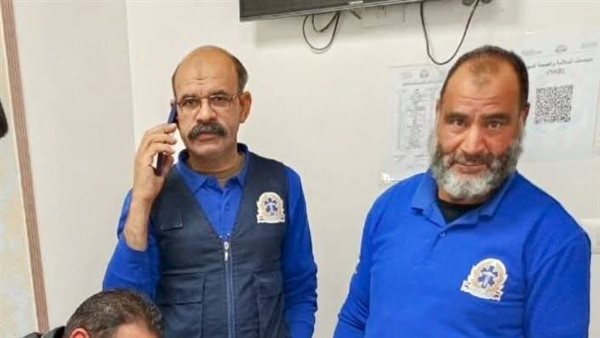طاقم إسعاف بالمنيا يسلم أمانات ضحايا حادث مروري بقيمة 6.5 مليون جنيه