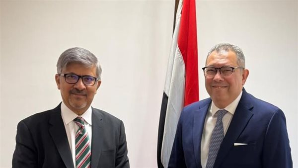 مصر وباكستان تؤكدان تعزيز التعاون الثنائي خلال لقاء دبلوماسي رفيع.. صور مصر وباكستان تؤكدان تعزيز التعاون الثنائي خلال لقاء دبلوماسي رفيع.. صور