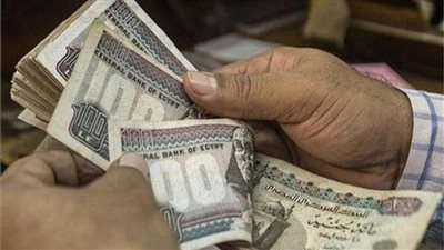 الحبس وغرامة..عقوبة صرف مساعدات دعم نقدي دون وجه حق وفقا للقانون