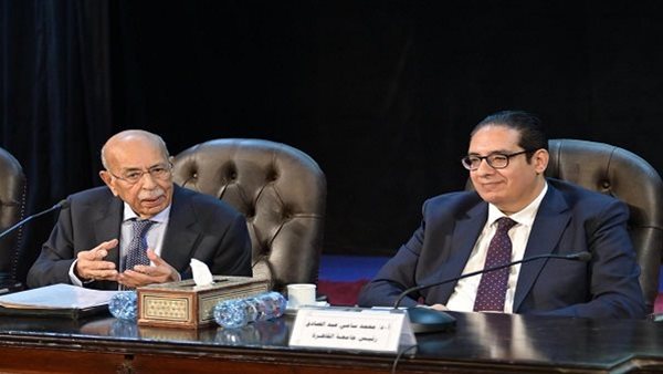 جامعة القاهرة تستضيف الدكتور مفيد شهاب في محاضرة عن ملحمة استرداد طابا جامعة القاهرة تستضيف الدكتور مفيد شهاب في محاضرة عن ملحمة استرداد طابا