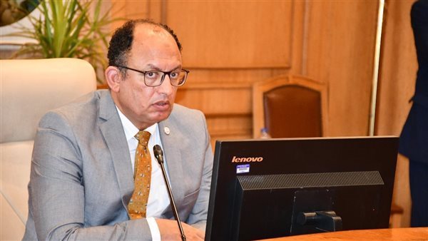 جامعة حلوان تبحث سبل التعاون في مجال الطب الصيني التقليدي