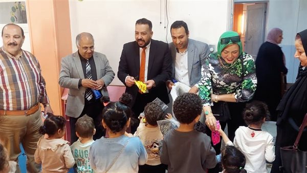 في يوم اليتيم.. التأمين الصحي ببني سويف ينظم قافلة طبية وإنسانية لأيتام جمعية الرعاية بحي الرمد| صور في يوم اليتيم.. التأمين الصحي ببني سويف ينظم قافلة طبية وإنسانية لأيتام جمعية الرعاية بحي الرمد| صور