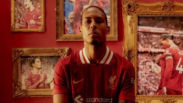 بعد محمد صلاح.. ليفربول يعلن تجديد عقد فيرجيل فان دايك بعد محمد صلاح.. ليفربول يعلن تجديد عقد فيرجيل فان دايك