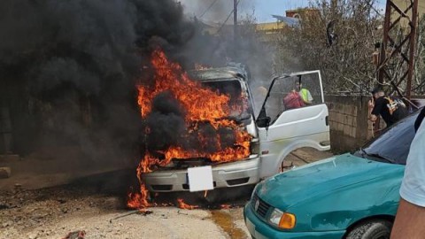 خرق جديد لاتفاق وقف النار.. شهيد وإصابات بغارة شنتها مسيرة إسرائيلية على دراجة نارية في بلدة “عيترون” بجنوب لبنان خرق جديد لاتفاق وقف النار.. شهيد وإصابات بغارة شنتها مسيرة إسرائيلية على دراجة نارية في بلدة “عيترون” بجنوب لبنان