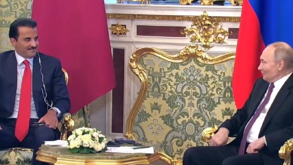 أمير قطر من موسكو : لا يوجد سلام بدون دولة فلسطينية مستقلة أمير قطر من موسكو : لا يوجد سلام بدون دولة فلسطينية مستقلة