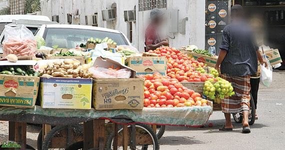 القبض على بائع متجول عطل حركة السير بشوارع القطامية