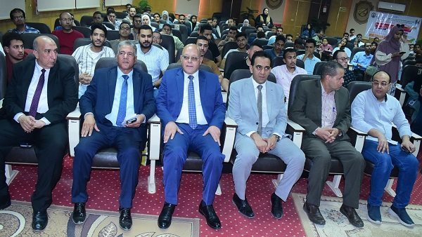 جامعة سوهاج تبتكر: مشاريع شبابية مدهشة في مسابقة علمية