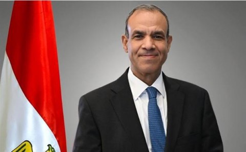 وزير خارجية مصر يزور الجزائر لتبادل الرؤى حول الأزمات الإقليمية