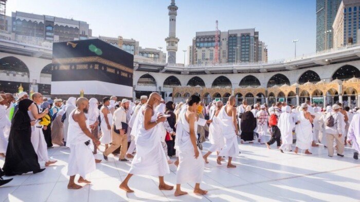 موعد سفر أول فوج لحجاج الجمعيات 2025