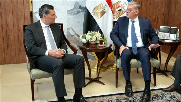 وزير البترول يبحث مع «إنرجين» اليونانية تسريع التعاون في إنتاج الغاز بالبحر المتوسط وزير البترول يبحث مع «إنرجين» اليونانية تسريع التعاون في إنتاج الغاز بالبحر المتوسط