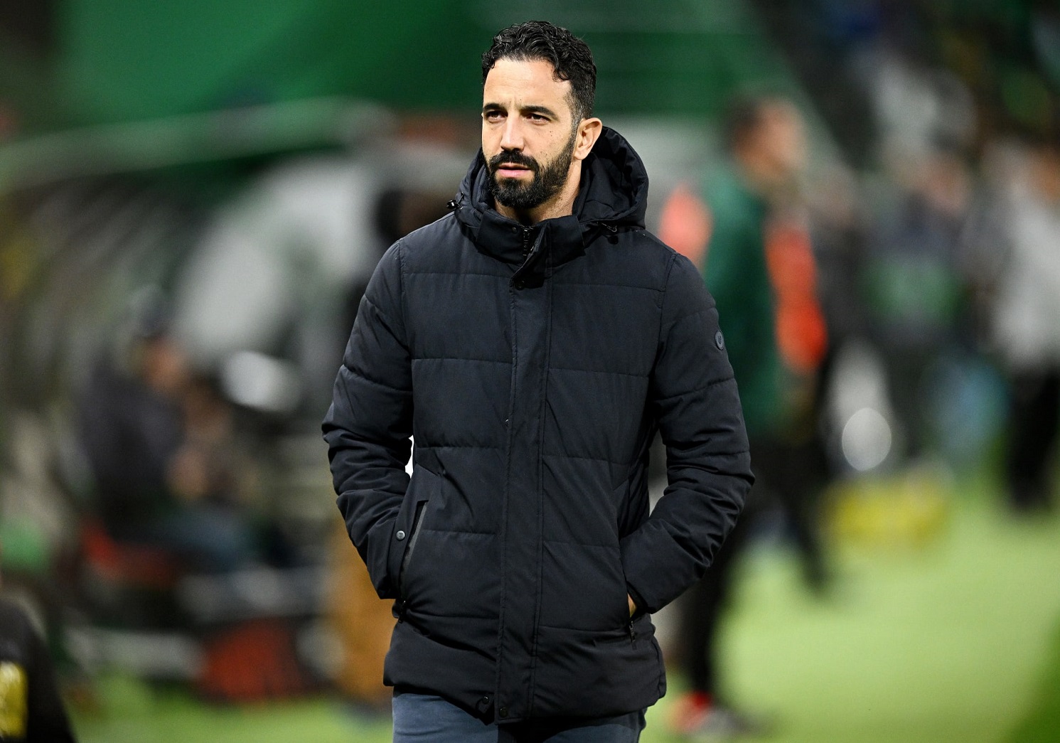 أموريم يرحب ببيع ثنائي مانشستر يونايتد لأتلتيكو مدريد أموريم يرحب ببيع ثنائي مانشستر يونايتد لأتلتيكو مدريد