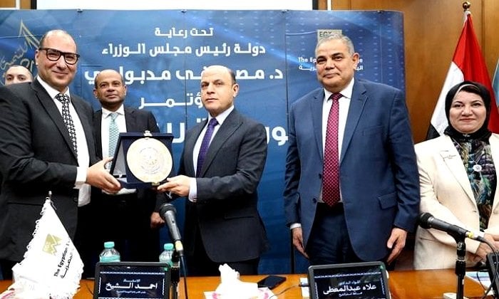 تجارة كفر الشيخ تشهد انطلاق فعاليات مؤتمر «البورصة للتنمية» تجارة كفر الشيخ تشهد انطلاق فعاليات مؤتمر «البورصة للتنمية»