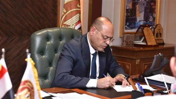 بعد زيادتها لـ1500 جنيه.. وزير العمل: حريصون على تقديم جميع أنواع الدعم والحماية للعمالة غير المنتظمة بعد زيادتها لـ1500 جنيه.. وزير العمل: حريصون على تقديم جميع أنواع الدعم والحماية للعمالة غير المنتظمة