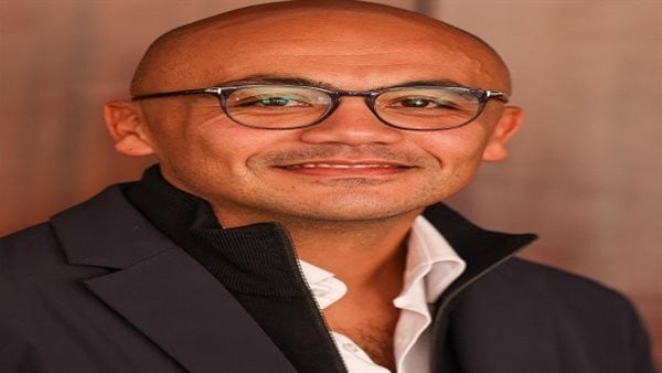 العلامات الرياضية.. استثمار الانتصار وإهدار القيمة العلامات الرياضية.. استثمار الانتصار وإهدار القيمة