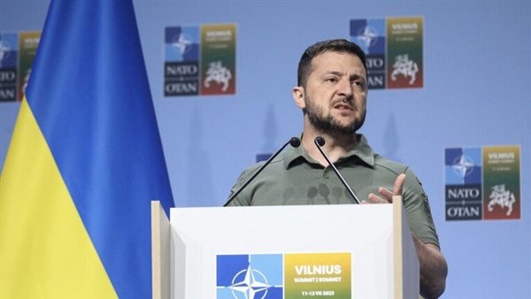 أوكرانيا: الصين تزود روسيا بالسلاح وتشارك في تصنيع الذخائر أوكرانيا: الصين تزود روسيا بالسلاح وتشارك في تصنيع الذخائر