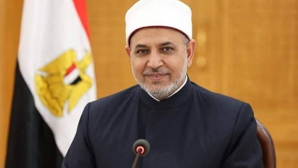 عمداء جدد بجامعة الأزهر.. العقاد للإعلام والرفاعي للزراعة ونصار للهندسة عمداء جدد بجامعة الأزهر.. العقاد للإعلام والرفاعي للزراعة ونصار للهندسة
