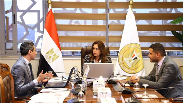 وزيرة التنمية المحلية تستعرض الخطة التدريبية السنوية الجديدة لمركز سقارة