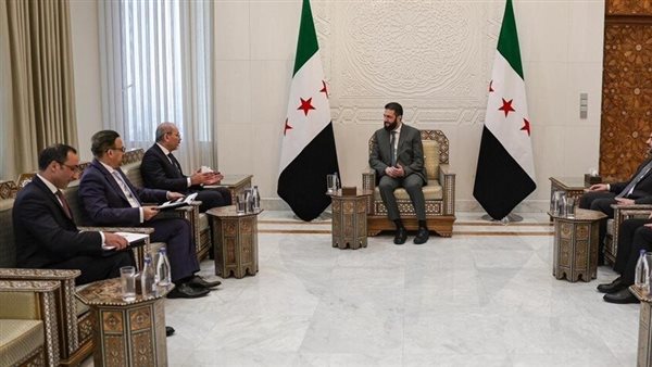 وزير الخارجية الأردني يبحث مع الشرع العلاقات الثنائية وزير الخارجية الأردني يبحث مع الشرع العلاقات الثنائية